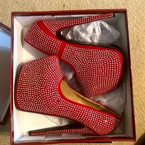 Red glam highs, prefect for date night! Size 7.5